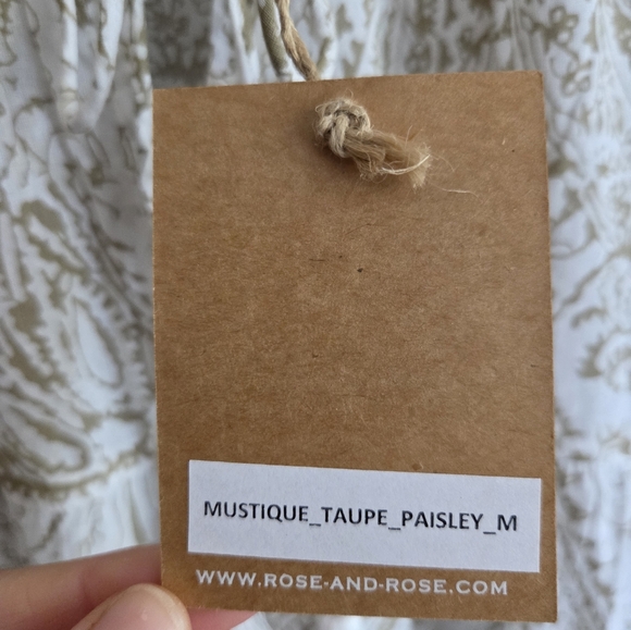 New ROSE AND ROSE Midi dress - Picture 2 of 8